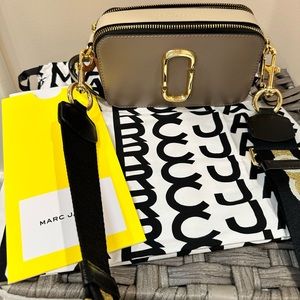 Marc Jacobs Snapshot camera bag … hardly used!